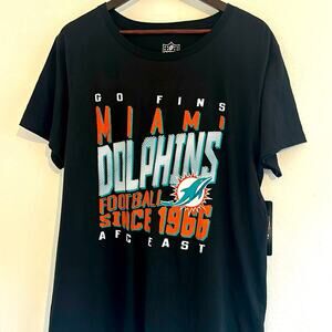 Miami Dolphins official T-shirt 305 football NFL Sz XL NWT game day